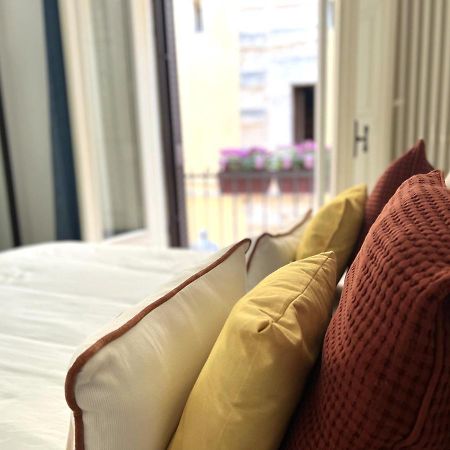 Apartmán Palazzo Barone,Nel Cuore Del Borgo Antico. Bari Exteriér fotografie