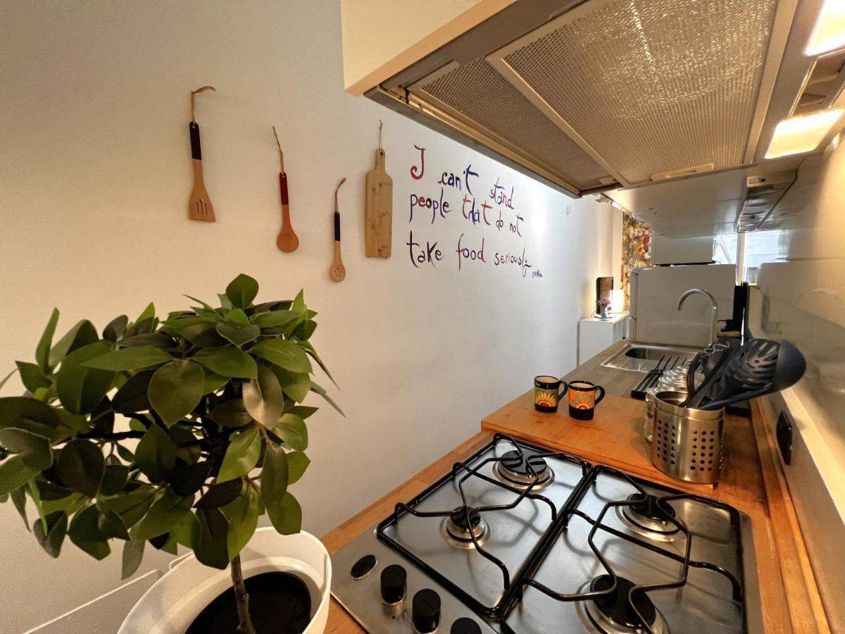 Apartmán Palazzo Barone,Nel Cuore Del Borgo Antico. Bari Exteriér fotografie